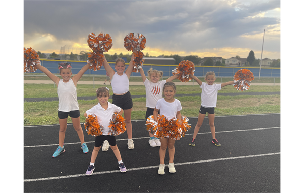 HRML Cheerleading is Back!